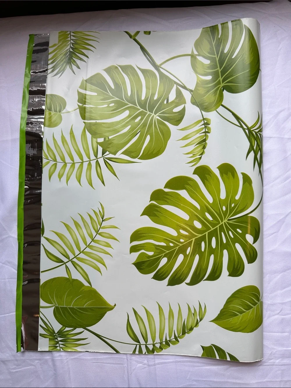 Green Leaves Gusseted Poly Mailers 14.5